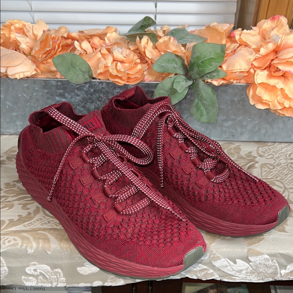 NOBULL Allday Knit Runners Size 11.5
